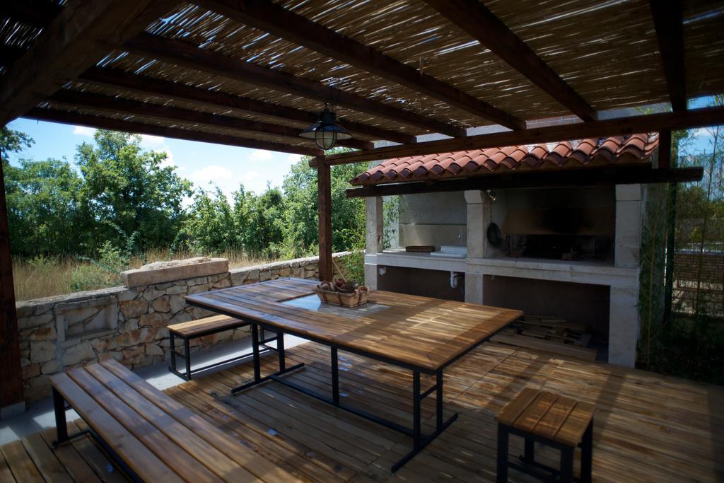 Villa Nana - Modern Villa With A Pool Surrounded By Nature, Istria-Pula Valtura Exterior foto