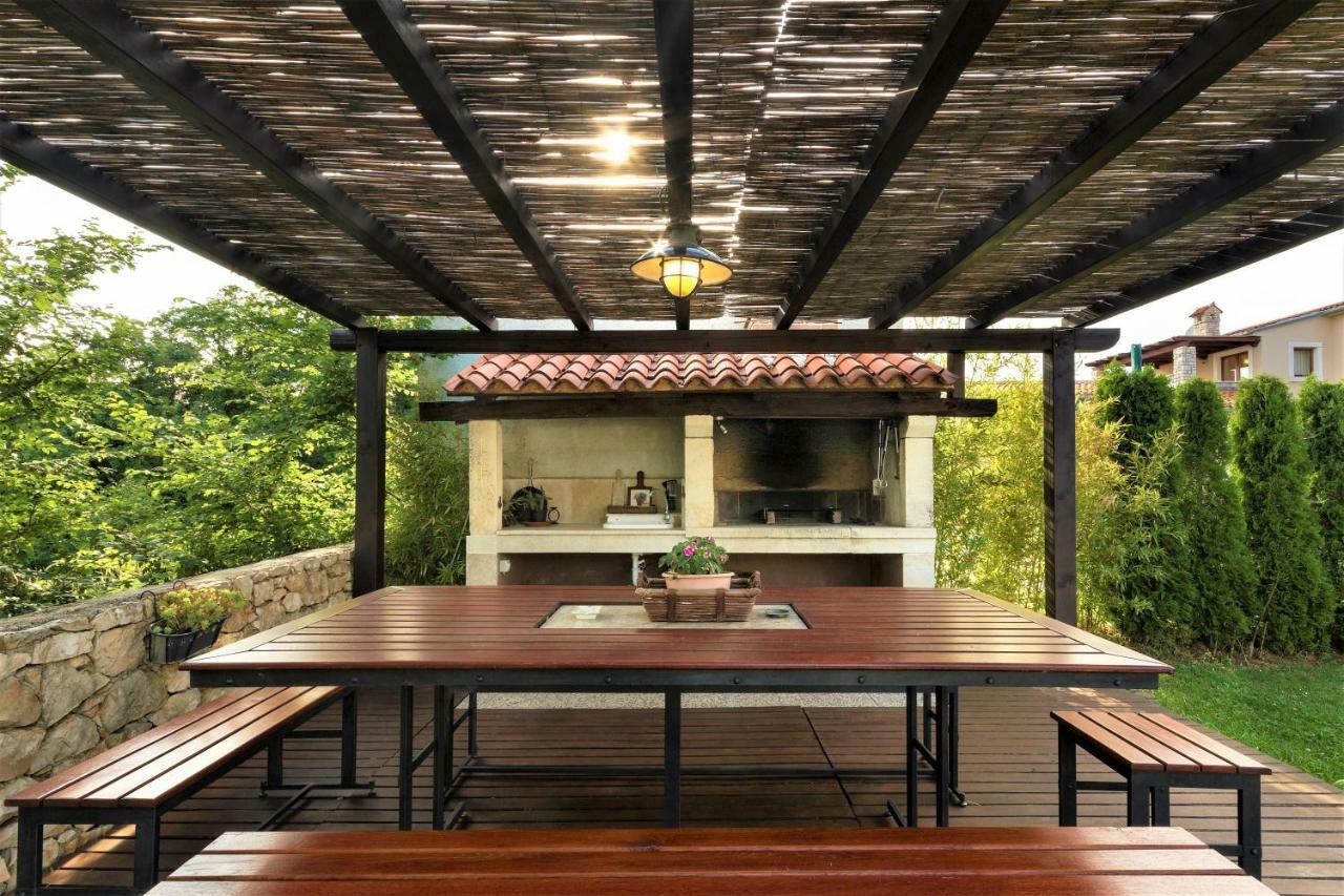 Villa Nana - Modern Villa With A Pool Surrounded By Nature, Istria-Pula Valtura Exterior foto