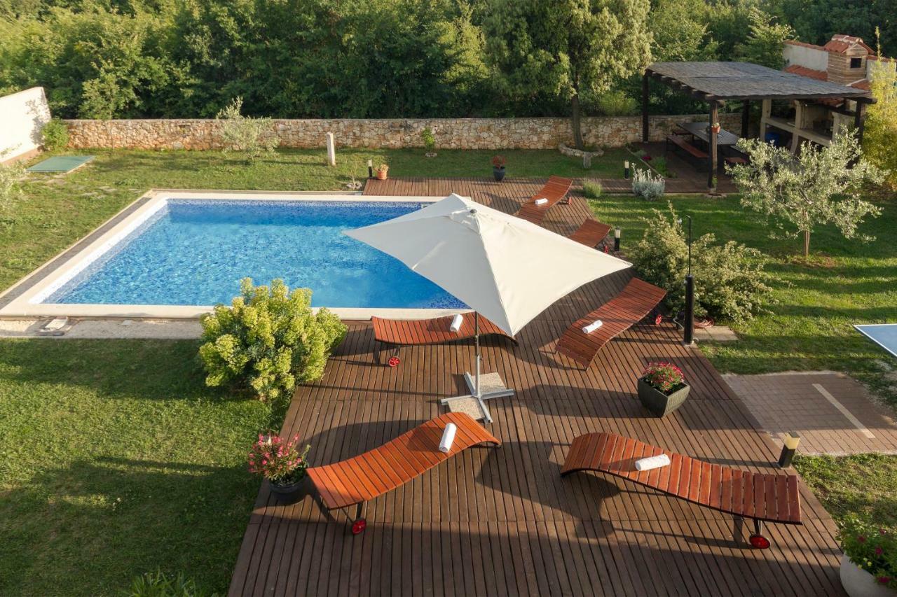 Villa Nana - Modern Villa With A Pool Surrounded By Nature, Istria-Pula Valtura Exterior foto